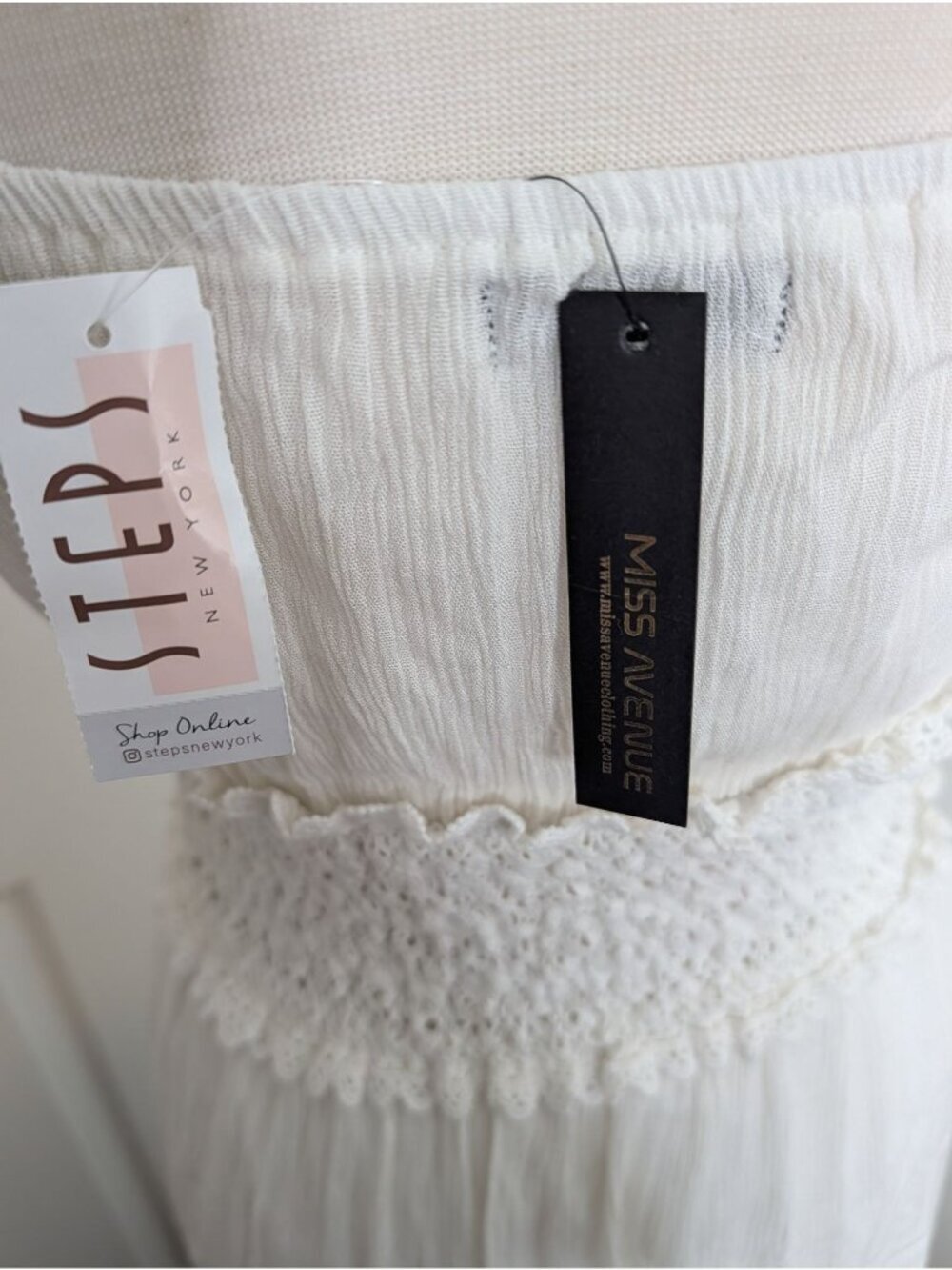 NEW Miss Avenue Cream Tiered Maxi Dress On Or Off Shoulder Size Small Boho - Picture 7 of 16